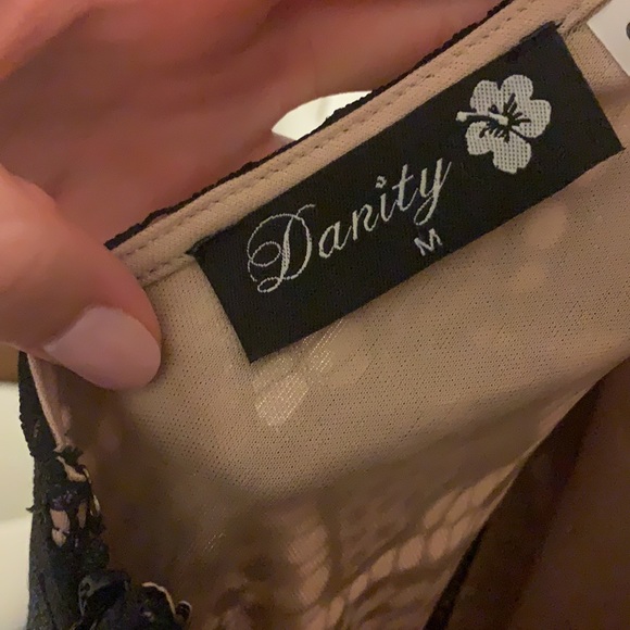 Black mini dress - Picture 4 of 4